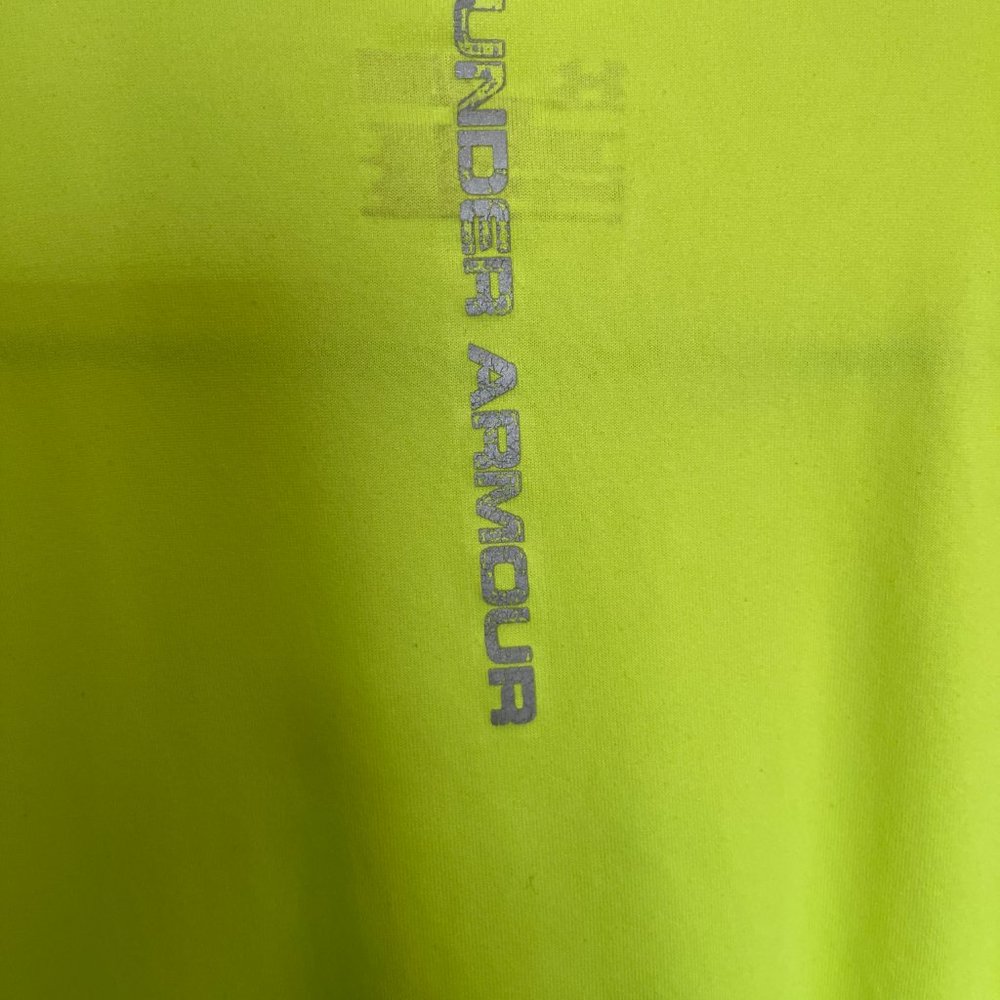 UNDER ARMOUR  (XL Shirt) - Picture 4 of 9